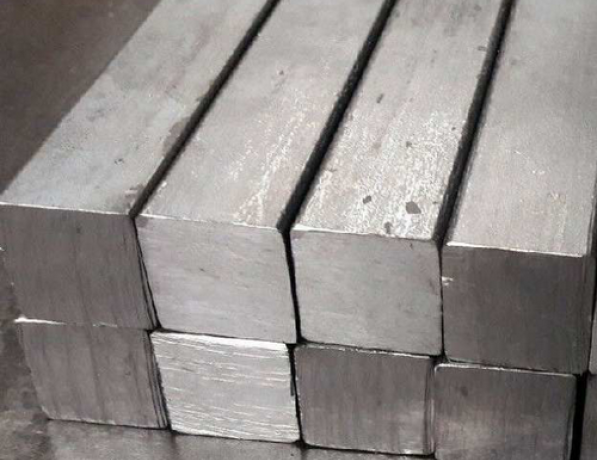 Поковка титановая квадратная ВТ5-1 110 мм ОСТ 1 90000-70 фото