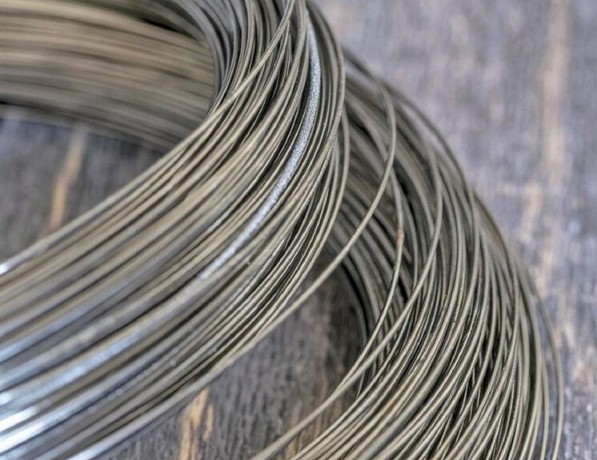 Проволока конструкционная Ст45 0,6 мм ГОСТ 1050-2013 фото